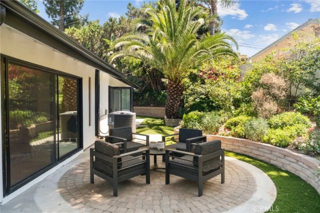 22850 Margarita, Woodland Hills, CA 91364