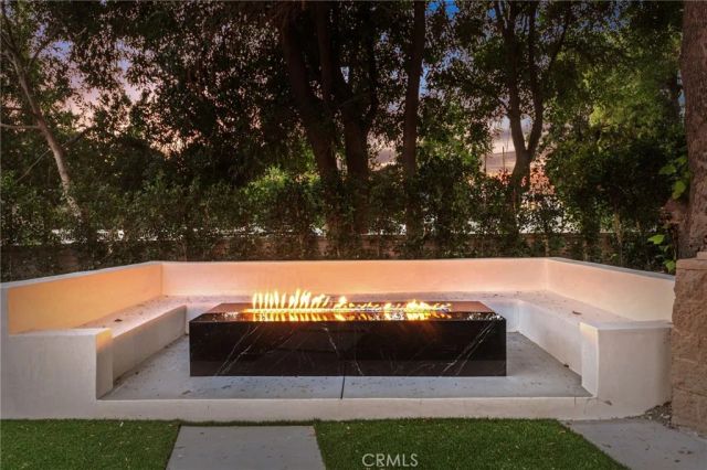 22850 Margarita, Woodland Hills, CA 91364