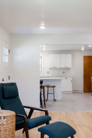 2206 N MCDONALD STREET, Appleton, WI 54911