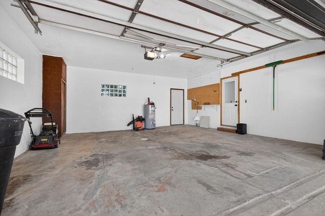 2206 N MCDONALD STREET, Appleton, WI 54911