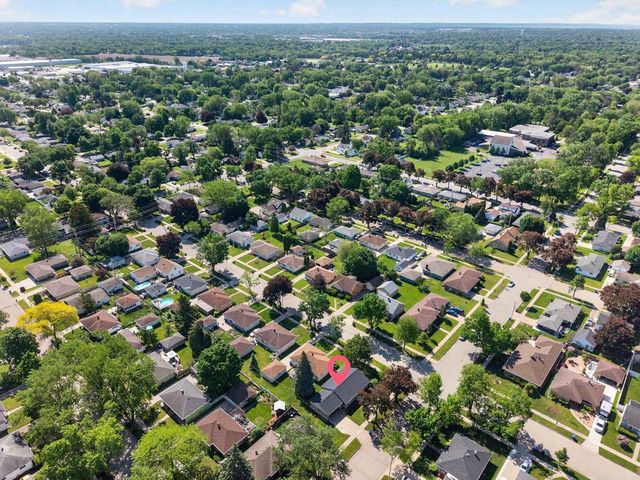 2206 N MCDONALD STREET, Appleton, WI 54911