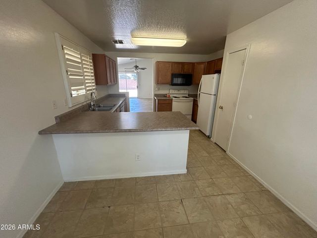 12457 W HEARN Road, El Mirage, AZ 85335