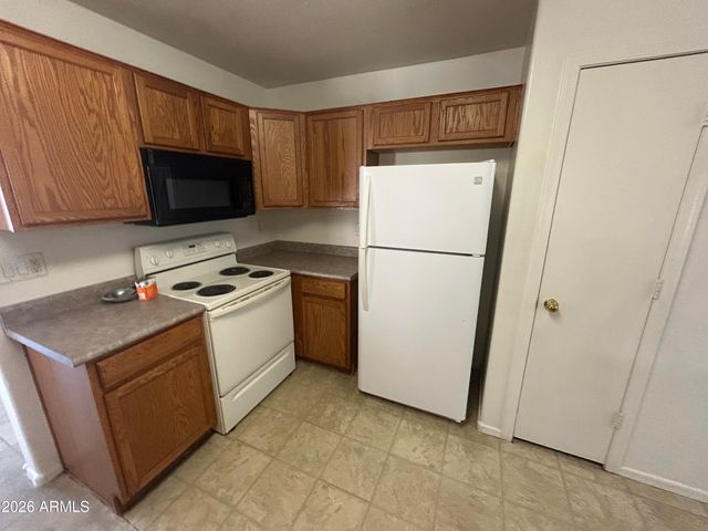 12457 W HEARN Road, El Mirage, AZ 85335