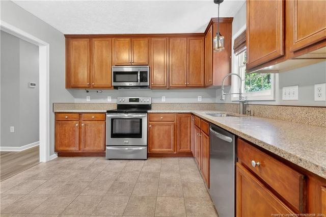278 Oakmont Drive, Raeford, NC 28376