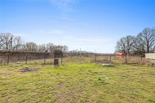 600 & 660 Pendergraft Road, Noel, MO 64854