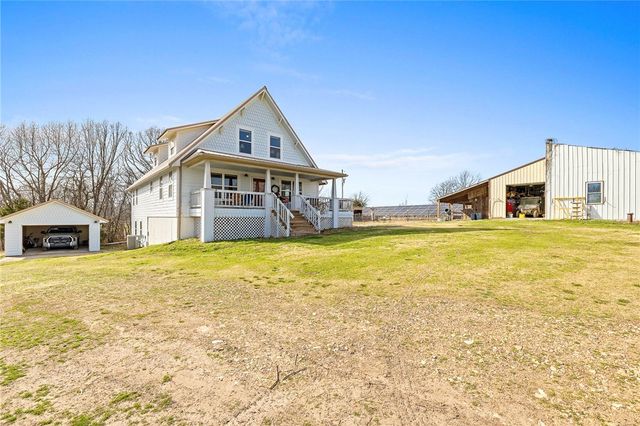 600 & 660 Pendergraft Road, Noel, MO 64854