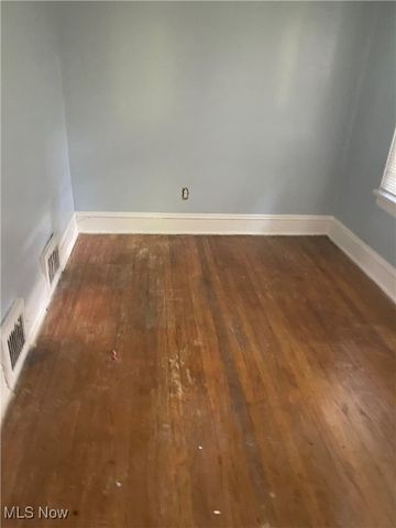 1100 Mercer Avenue, Akron, OH 44320