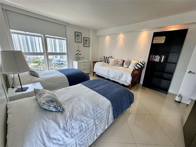 100 Bayview Drive 1405, Sunny Isles Beach, FL 33160
