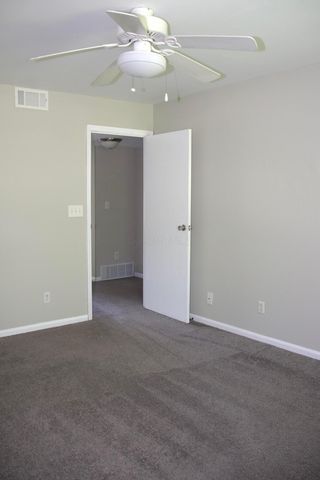 1008 Manor Lane, E, Columbus, OH 43221