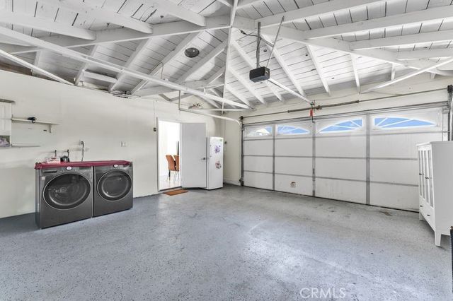 1681 E La Deney, Ontario, CA 91764