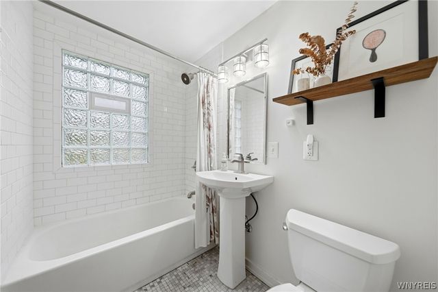 1602 Parker Boulevard, Tonawanda, NY 14150