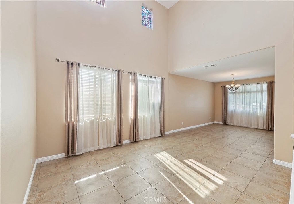 Image 8 of property listing at 22981 Nan, Wildomar, CA 92595