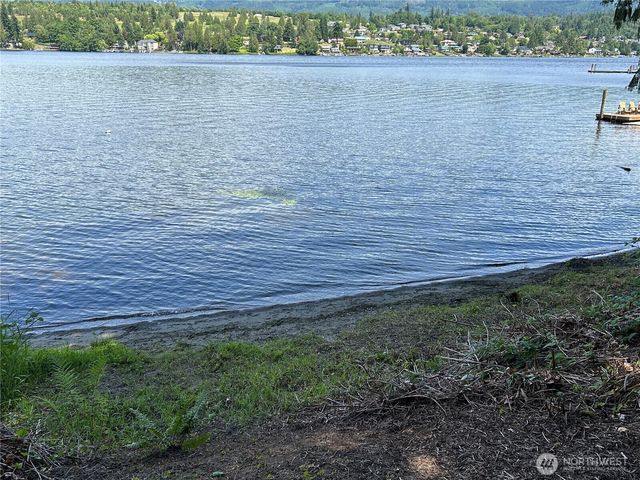 23415 Coots Cove Lane, Mount Vernon, WA 98274