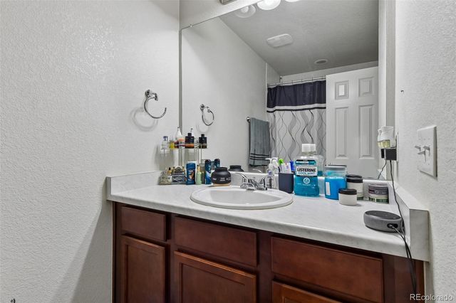 5037 Central Park Boulevard, Denver, CO 80238