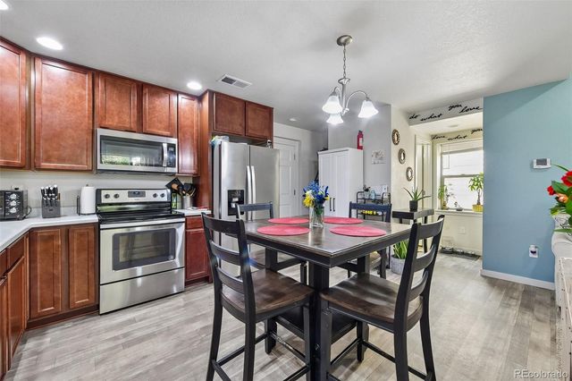 5037 Central Park Boulevard, Denver, CO 80238