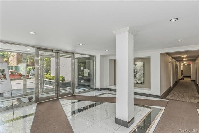 66-15 Thornton Place 5R, Rego Park, NY 11374
