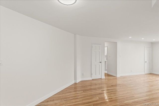 66-15 Thornton Place 5R, Rego Park, NY 11374