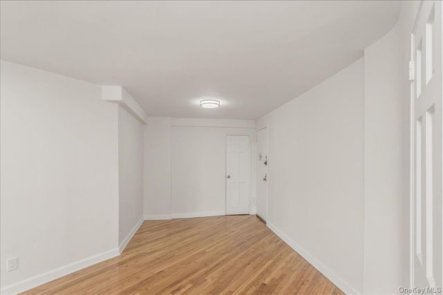 66-15 Thornton Place 5R, Rego Park, NY 11374