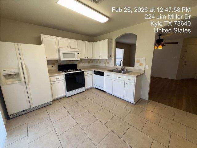 224 Jim Miller DR, Kyle, TX 78640