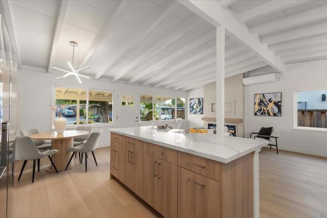 1734 Spring Street, Mountain View, CA 94043