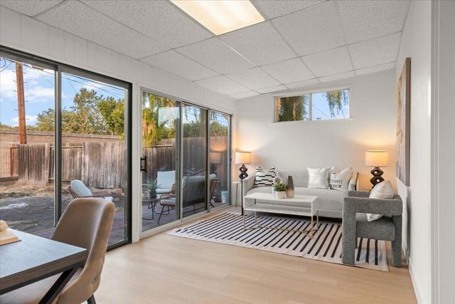 1734 Spring Street, Mountain View, CA 94043