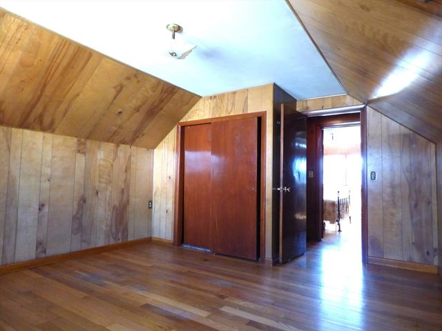 259 Prospect St, Ludlow, MA 01056