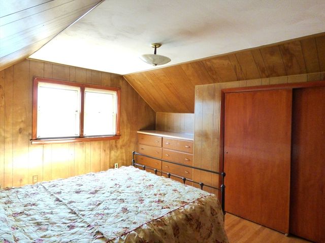 259 Prospect St, Ludlow, MA 01056