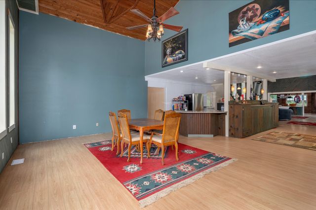 1791 Deer Creek Rd, Linden, TN 37096