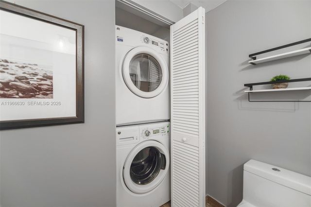 1010 Brickell Ave 3608, Miami, FL 33131