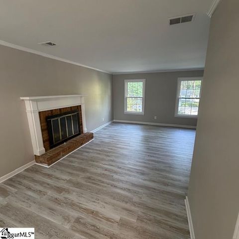 107 Ikes Court, Taylors, SC 29687