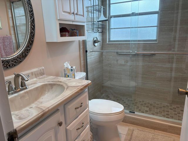 369 I Preston Drive, Boca Raton, FL 33434