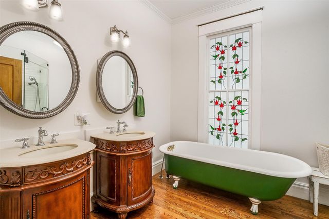 708 S Waco Street, Weatherford, TX 76086