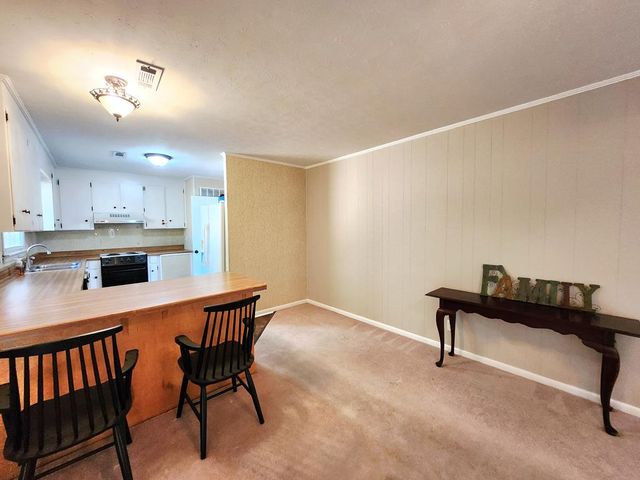 338 Parker Hills Dr, Ozark, AL 36360