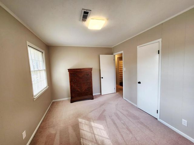 338 Parker Hills Dr, Ozark, AL 36360