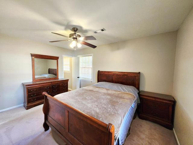 338 Parker Hills Dr, Ozark, AL 36360