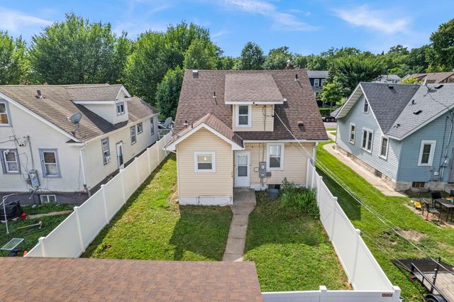 1634 Upton Avenue N, Minneapolis, MN 55411