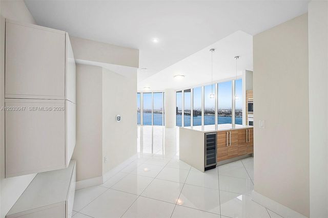 2020 N Bayshore Dr 1602, Miami, FL 33137