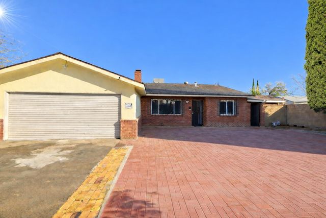 1123 Sutter, Modesto, CA 95351