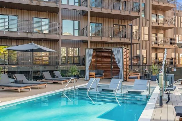 635 7th Ave S Apt 218, Nashville, TN 37203