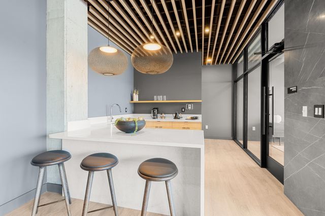 635 7th Ave S Apt 218, Nashville, TN 37203