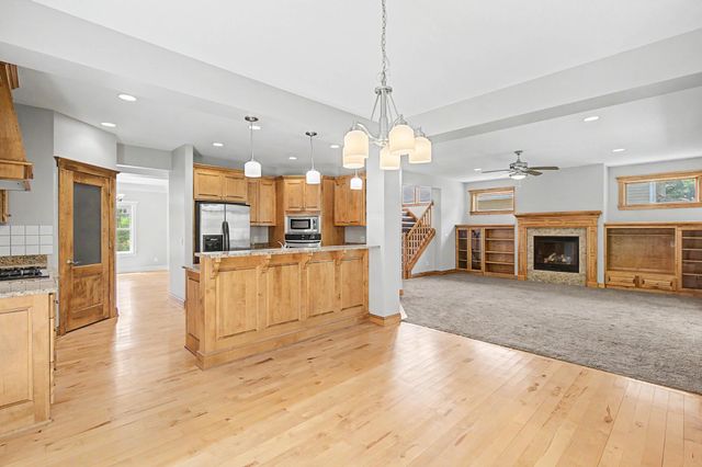 433 Majestic Court, Shoreview, MN 55126