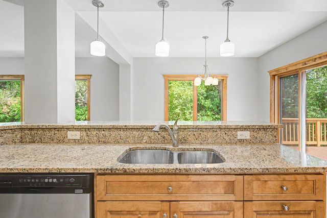 433 Majestic Court, Shoreview, MN 55126