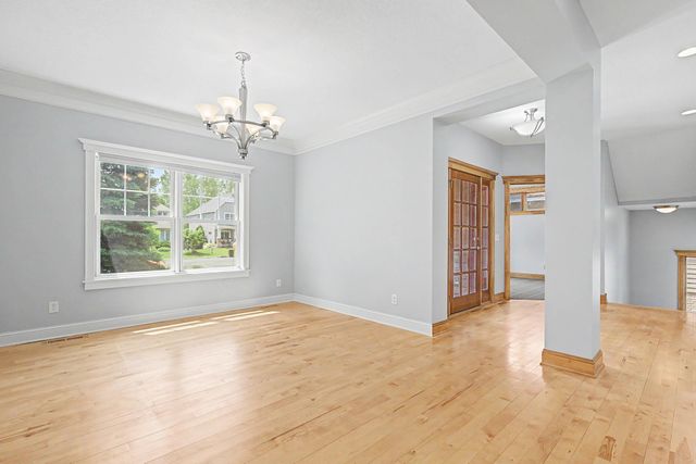 433 Majestic Court, Shoreview, MN 55126