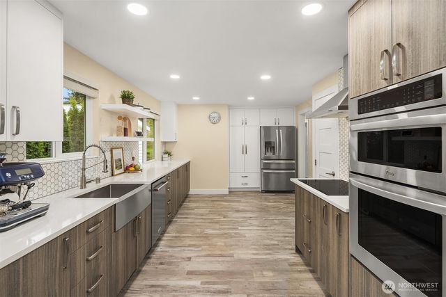 6279 NE 154th Street, Kenmore, WA 98028