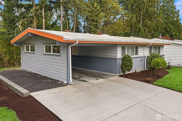 6279 NE 154th Street, Kenmore, WA 98028
