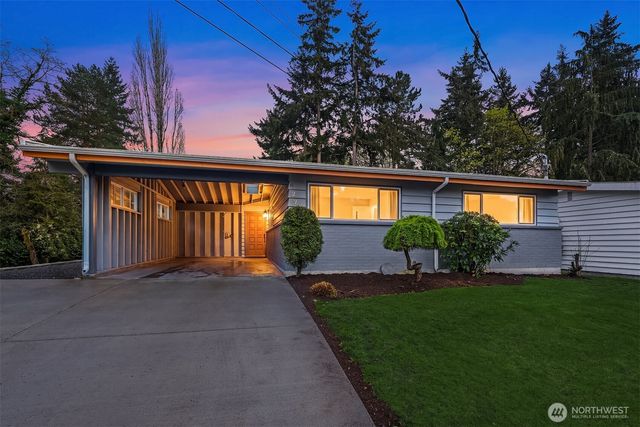 6279 NE 154th Street, Kenmore, WA 98028