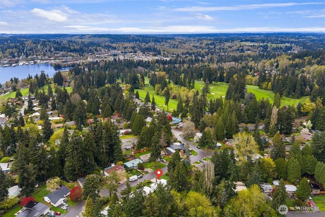 6279 NE 154th Street, Kenmore, WA 98028
