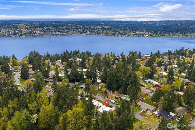 6279 NE 154th Street, Kenmore, WA 98028