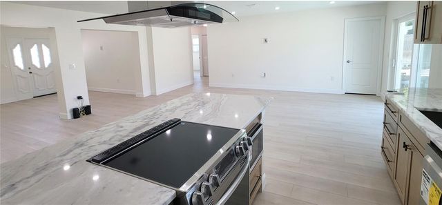 4018 29TH AVENUE W, Bradenton, FL 34205