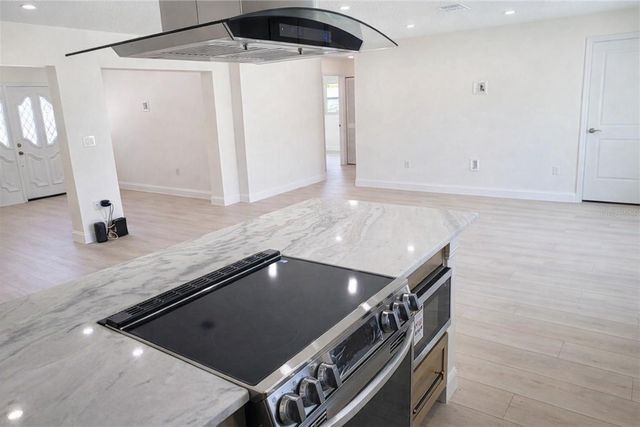 4018 29TH AVENUE W, Bradenton, FL 34205